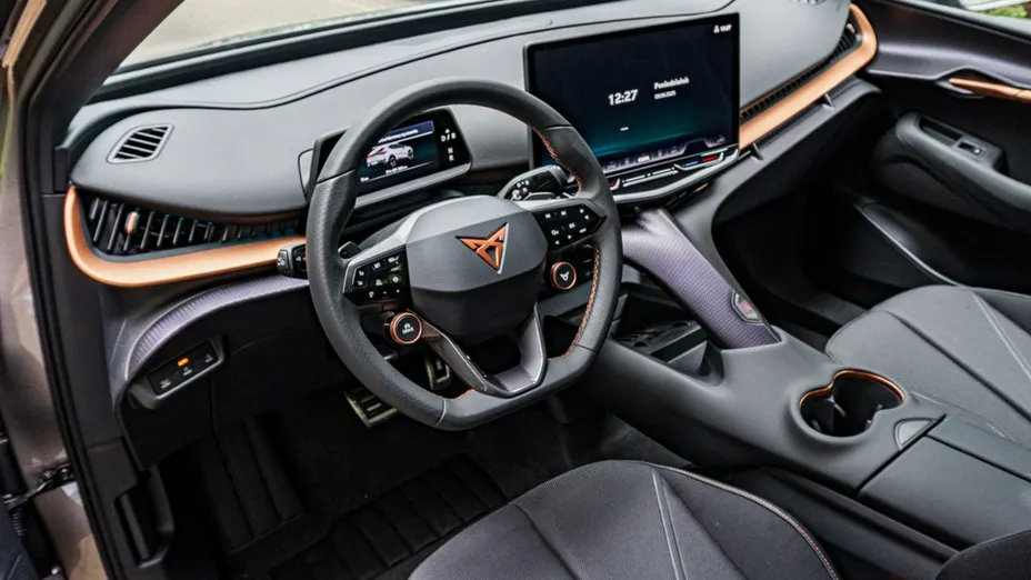 CUPRA Tavascan -