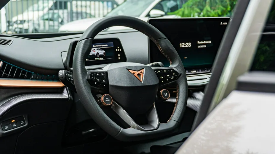 CUPRA Tavascan -