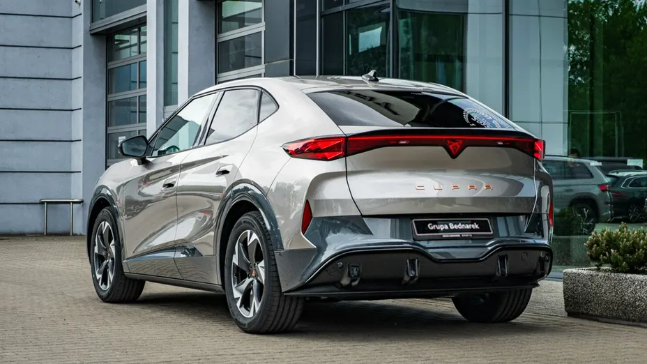 CUPRA Tavascan -