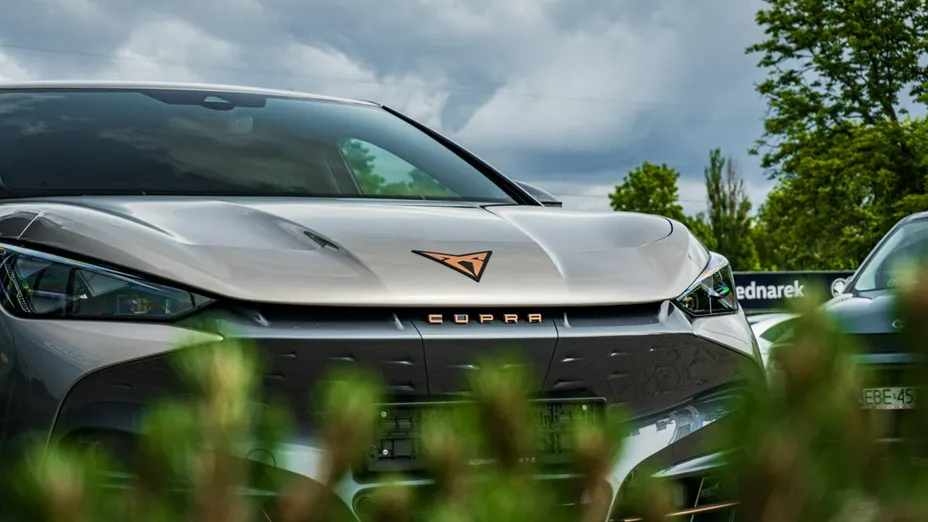 CUPRA Tavascan -