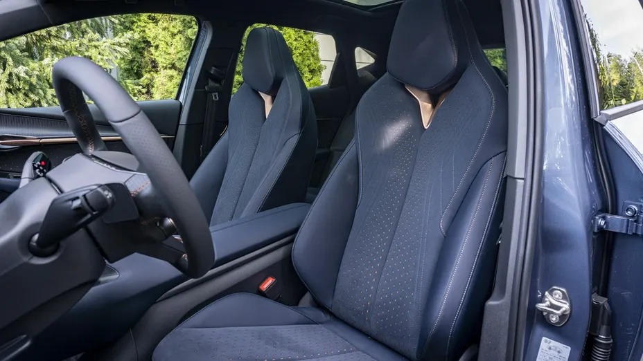 CUPRA Tavascan -