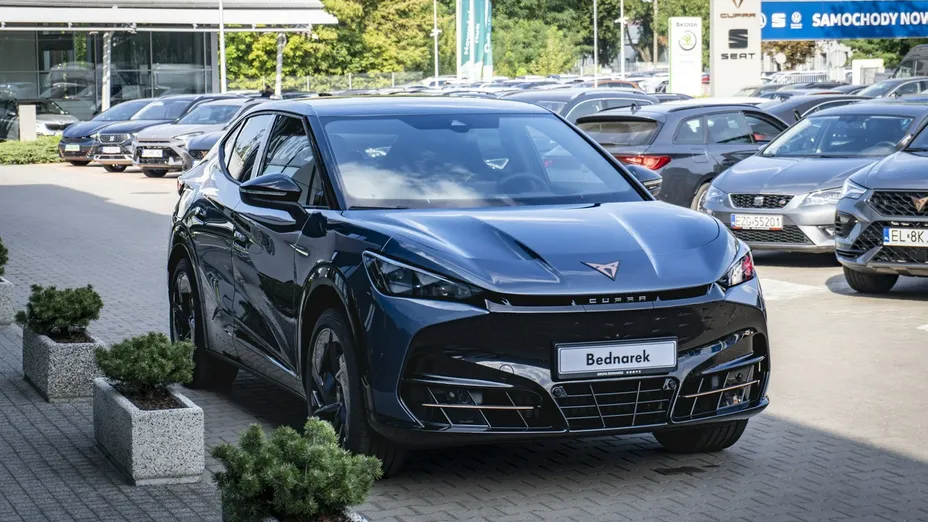 CUPRA Tavascan -