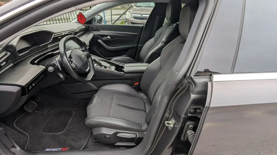 PEUGEOT 508 -
