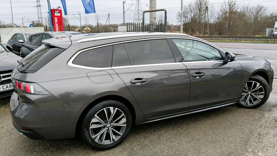 PEUGEOT 508 -
