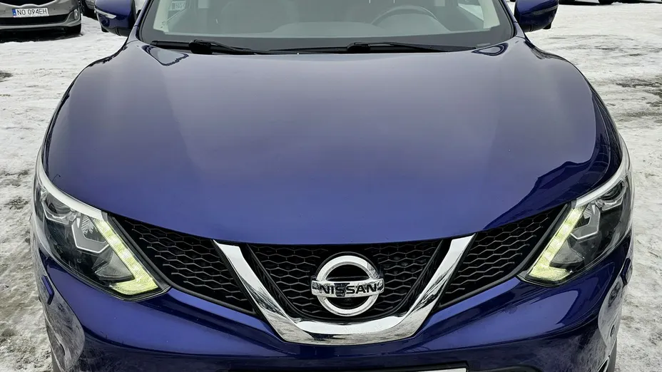 NISSAN Qashqai -