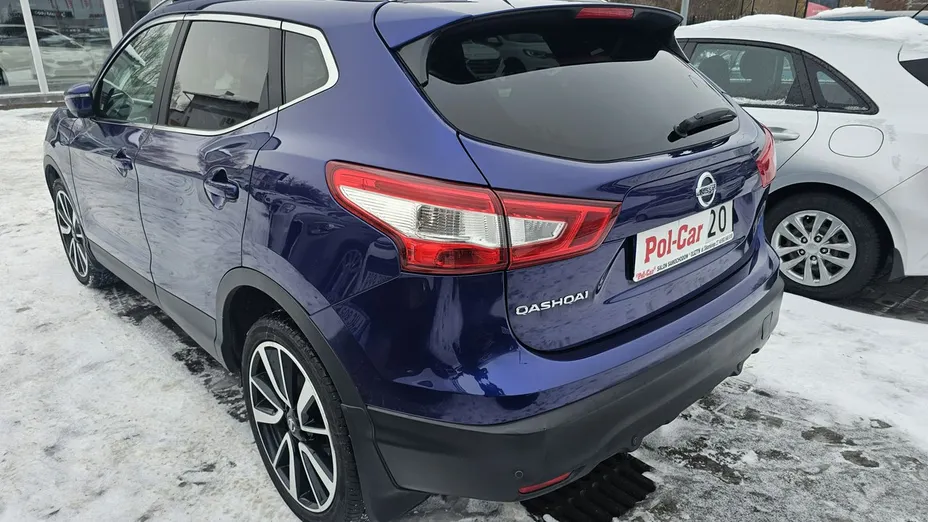 NISSAN Qashqai -