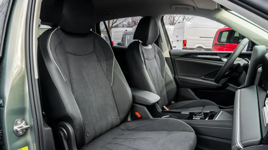 VOLKSWAGEN Tiguan -