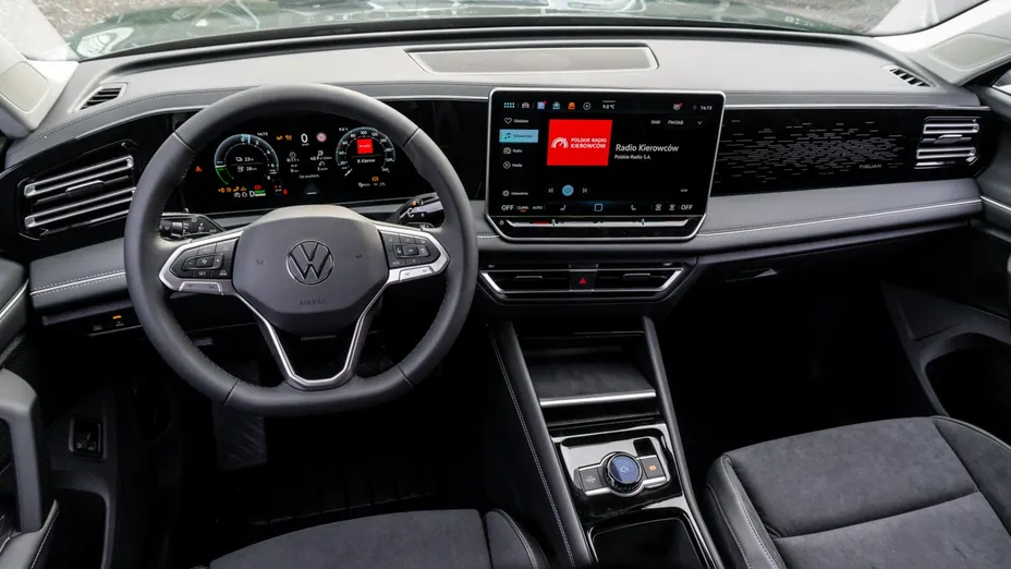 VOLKSWAGEN Tiguan -