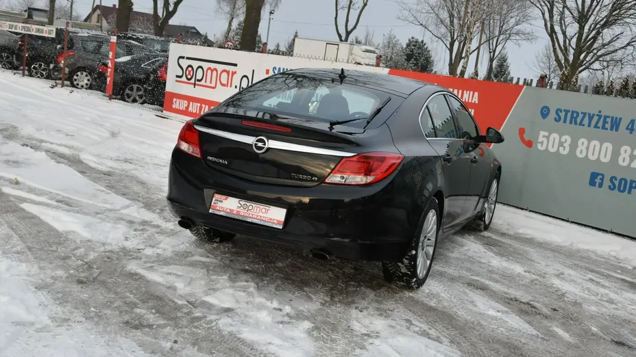 OPEL Insignia -