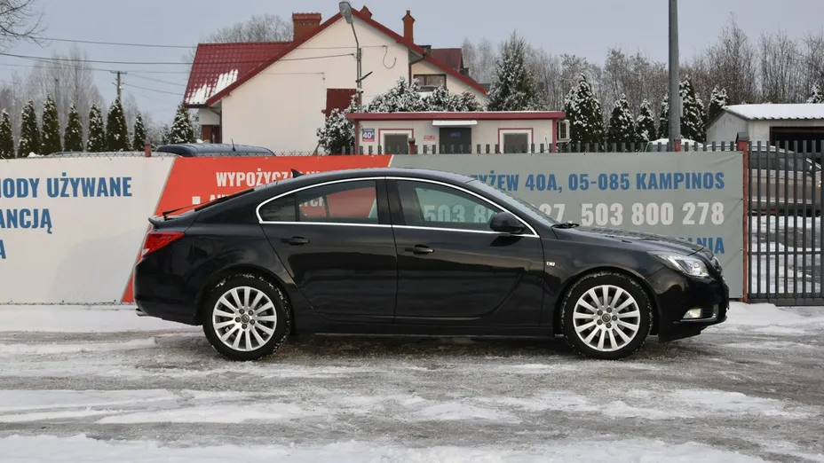 OPEL Insignia -