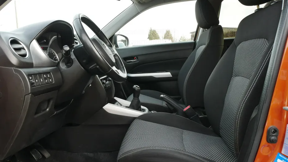 SUZUKI Vitara -