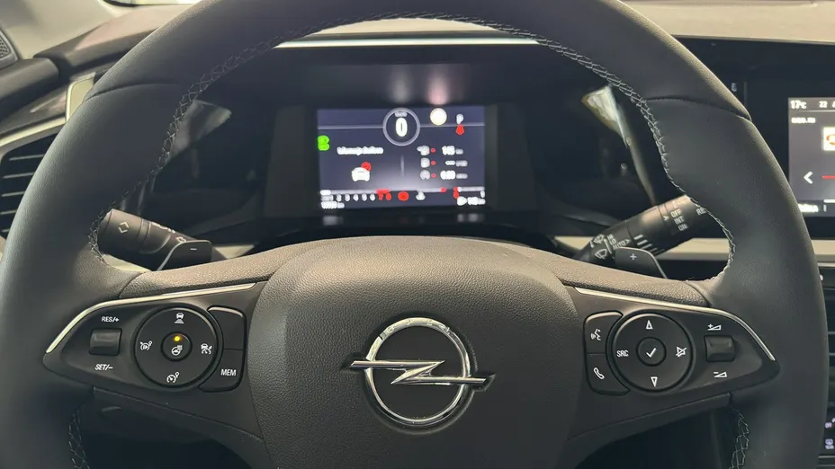 OPEL Grandland X -