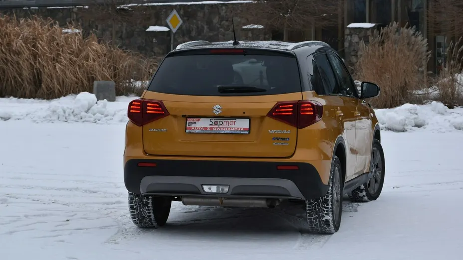 SUZUKI Vitara -