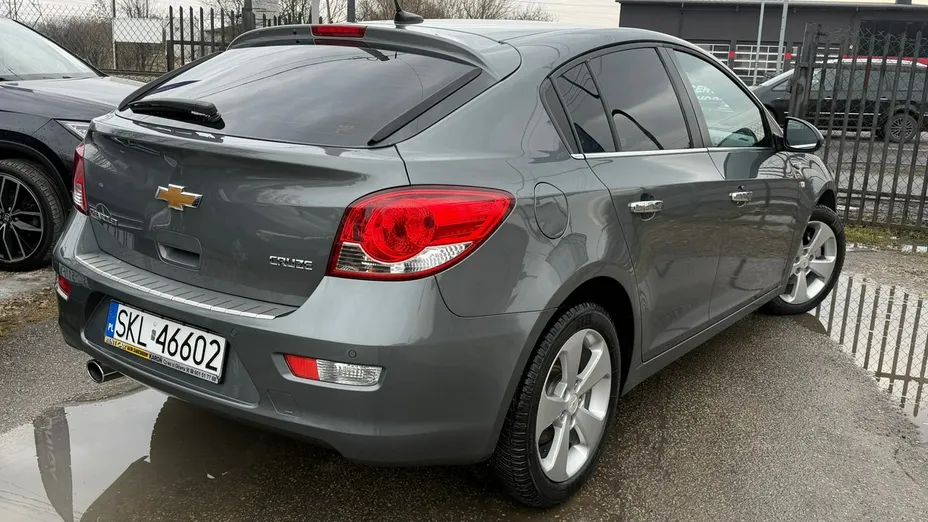 CHEVROLET Cruze -