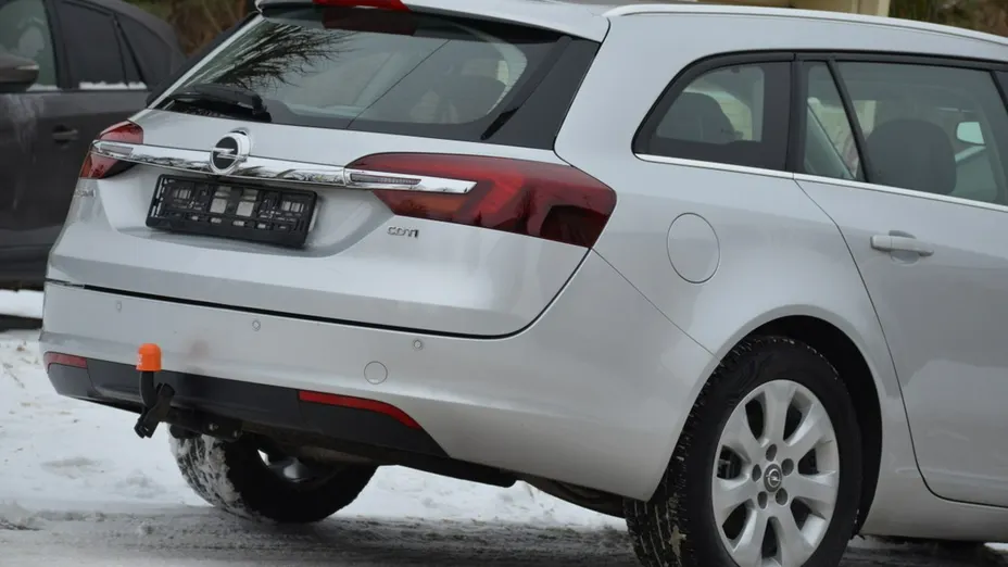 OPEL Insignia -