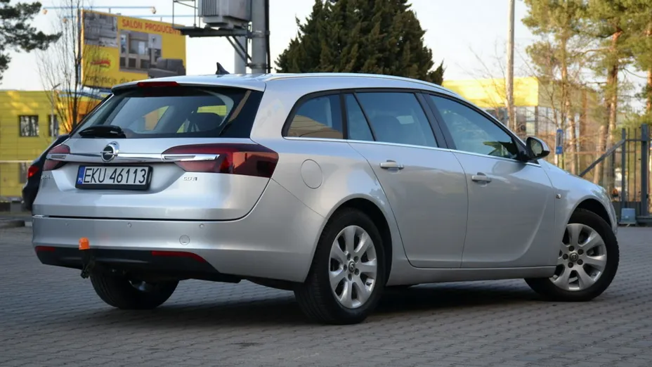 OPEL Insignia -