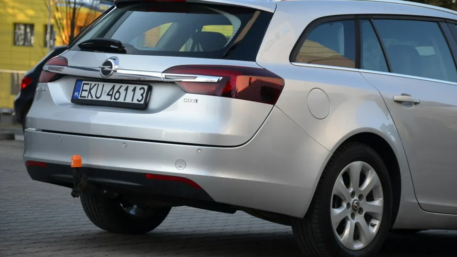OPEL Insignia -