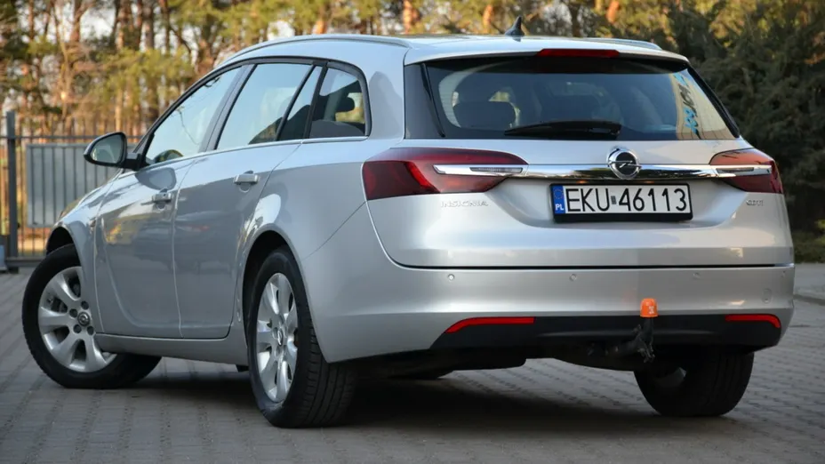 OPEL Insignia -