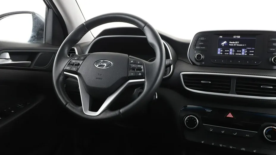 HYUNDAI Tucson -