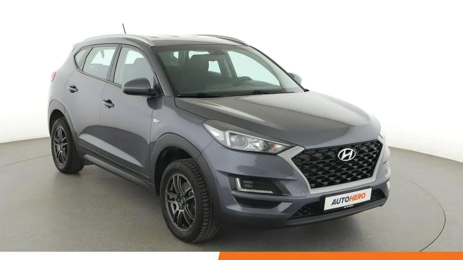 HYUNDAI Tucson -