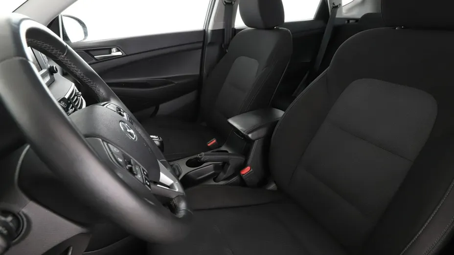 HYUNDAI Tucson -