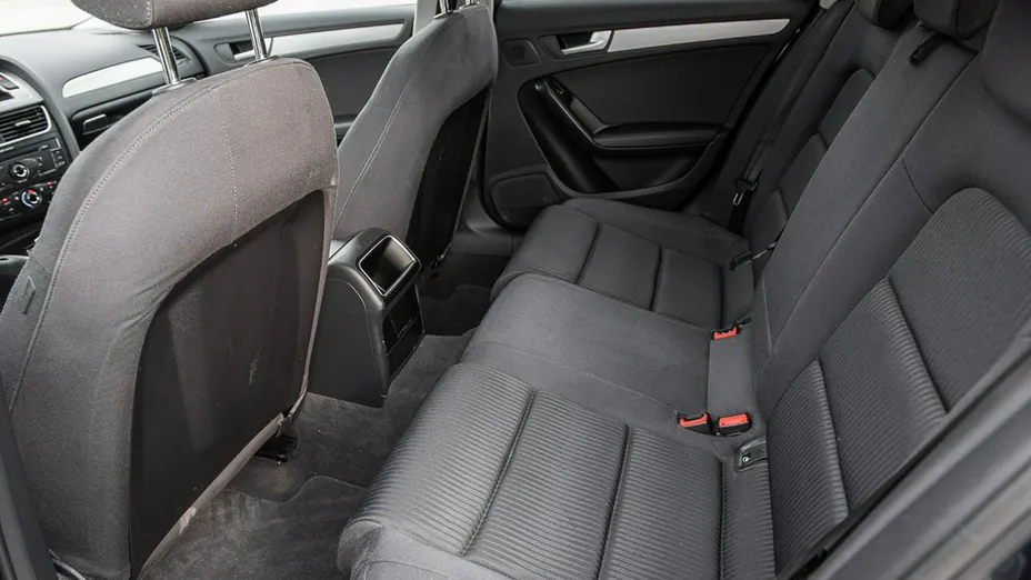 AUDI A4 -