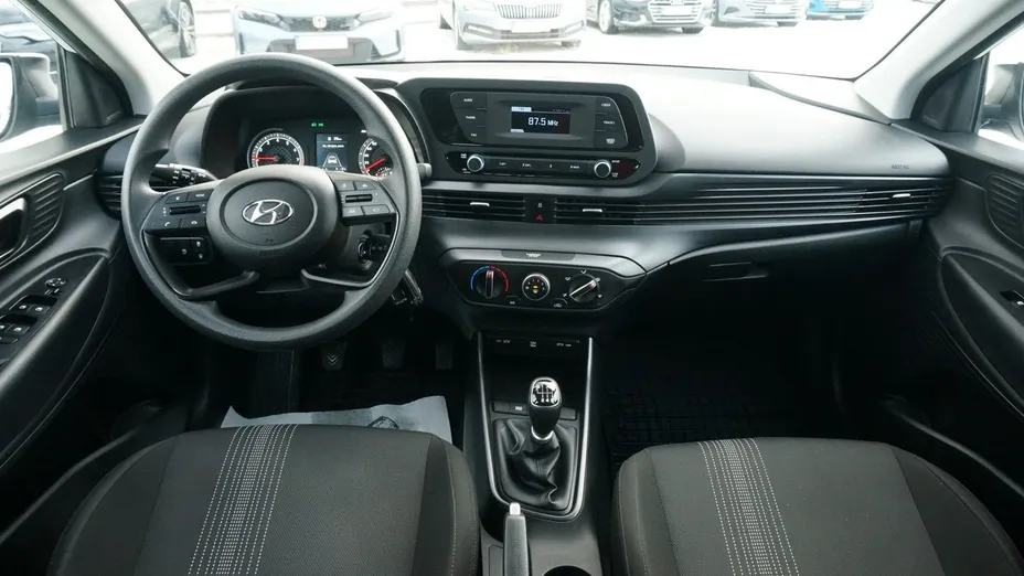 HYUNDAI i20 -