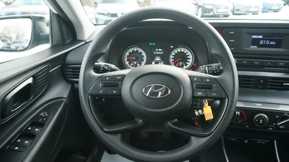 HYUNDAI i20 -