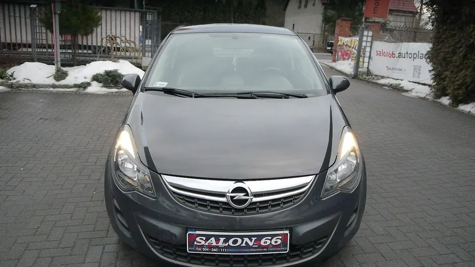 OPEL Corsa -