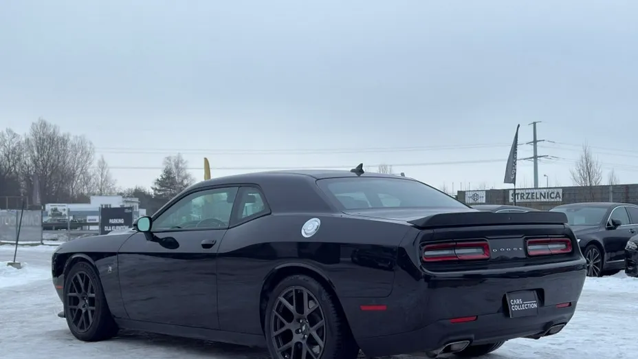 DODGE Challenger -