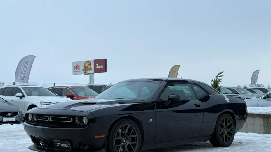 DODGE Challenger -
