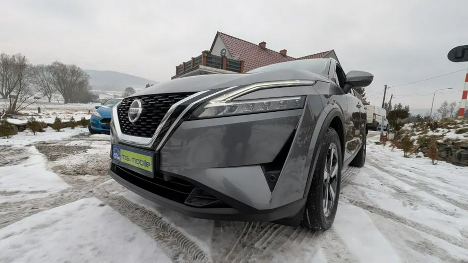NISSAN Qashqai -