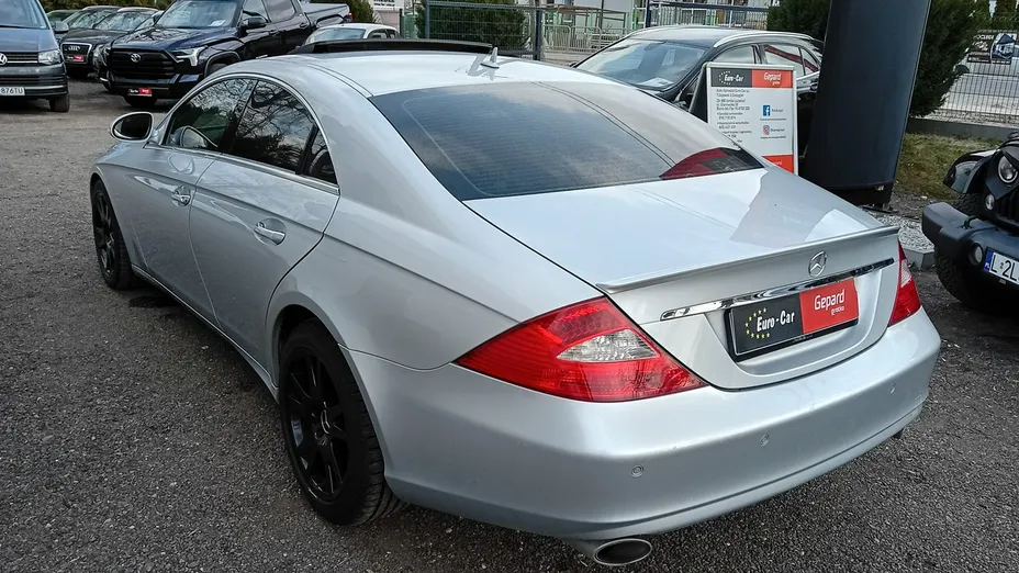 MERCEDES-BENZ CLS -