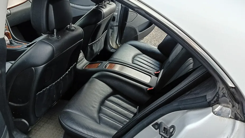 MERCEDES-BENZ CLS -