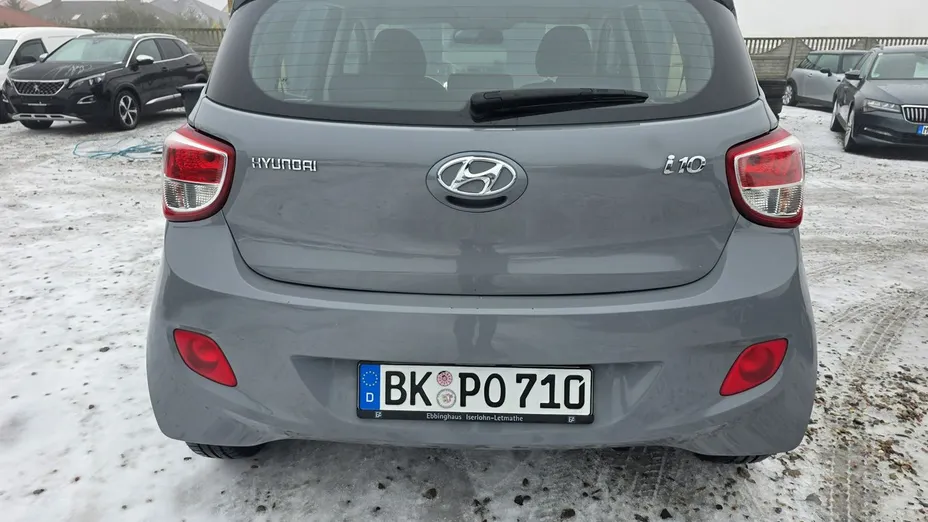 HYUNDAI i10 -