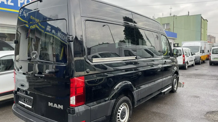 VOLKSWAGEN Crafter -
