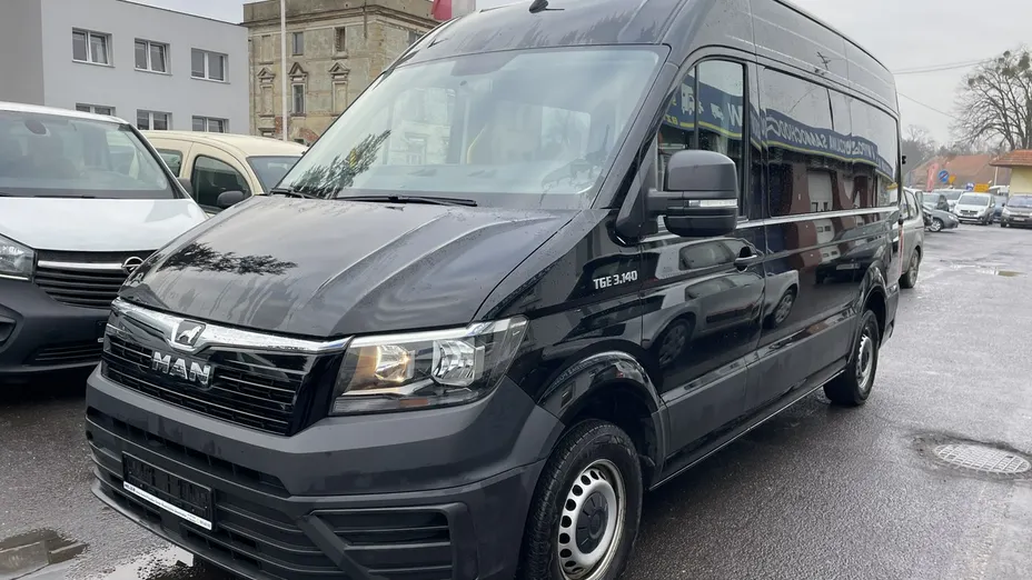 VOLKSWAGEN Crafter -