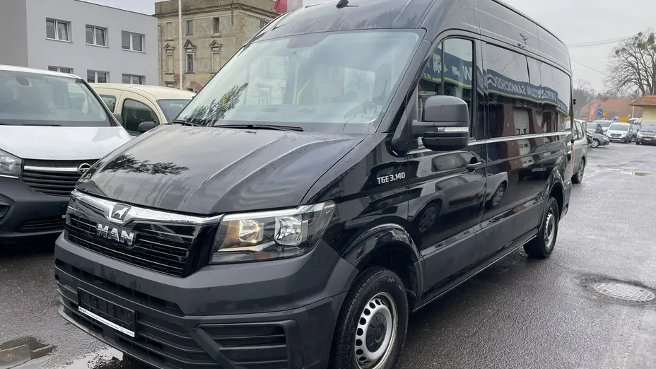 VOLKSWAGEN Crafter -