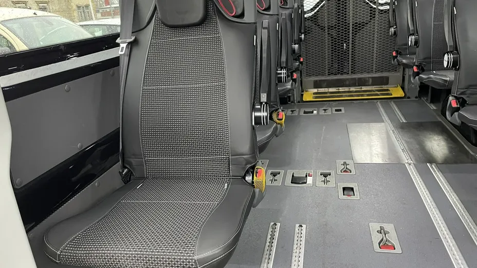 VOLKSWAGEN Crafter -
