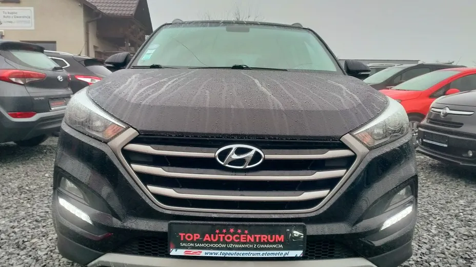HYUNDAI Tucson -