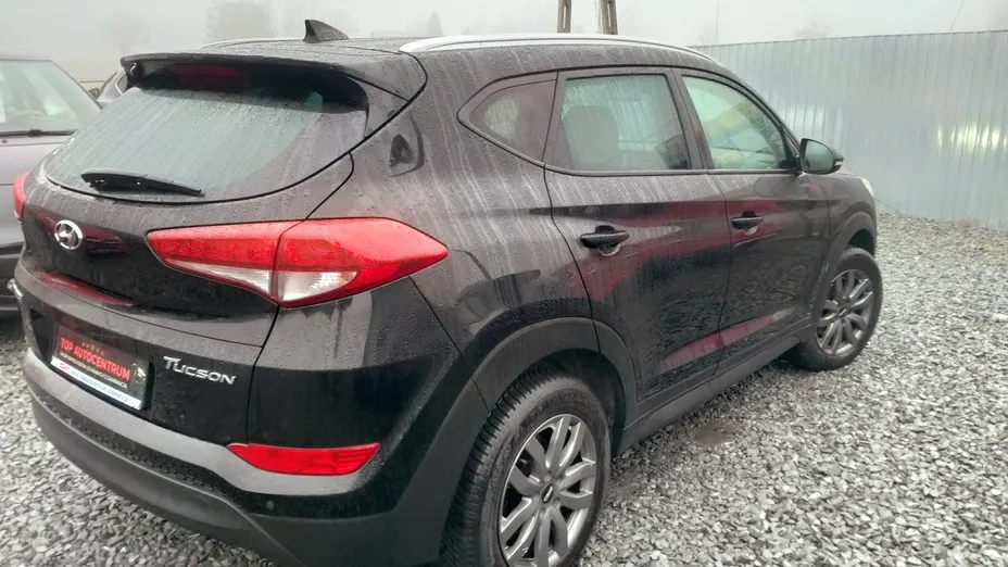 HYUNDAI Tucson -