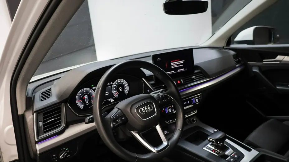 AUDI Q5 -