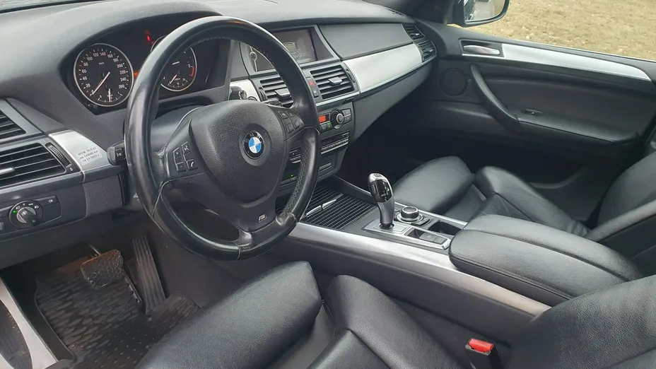 BMW X5 -