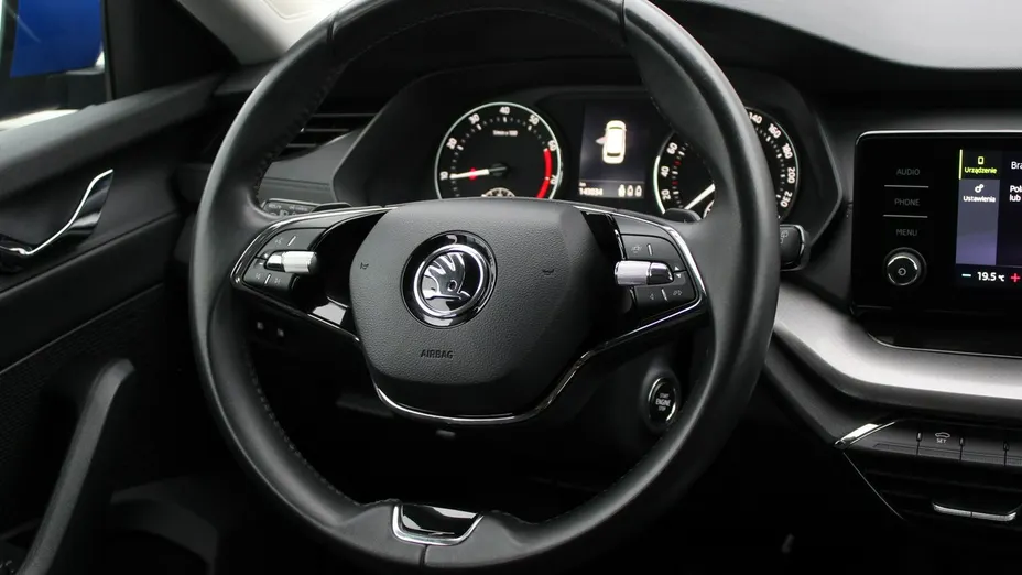 SKODA Octavia -