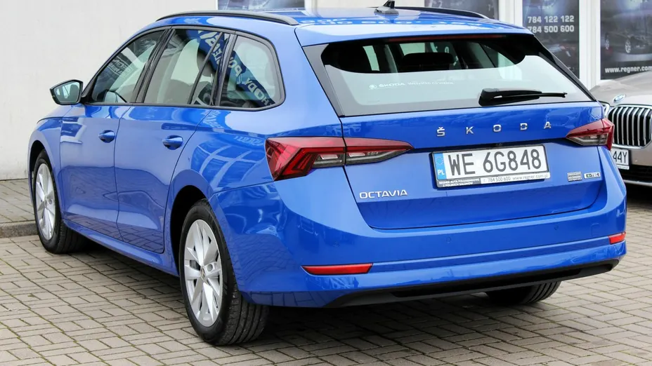SKODA Octavia -