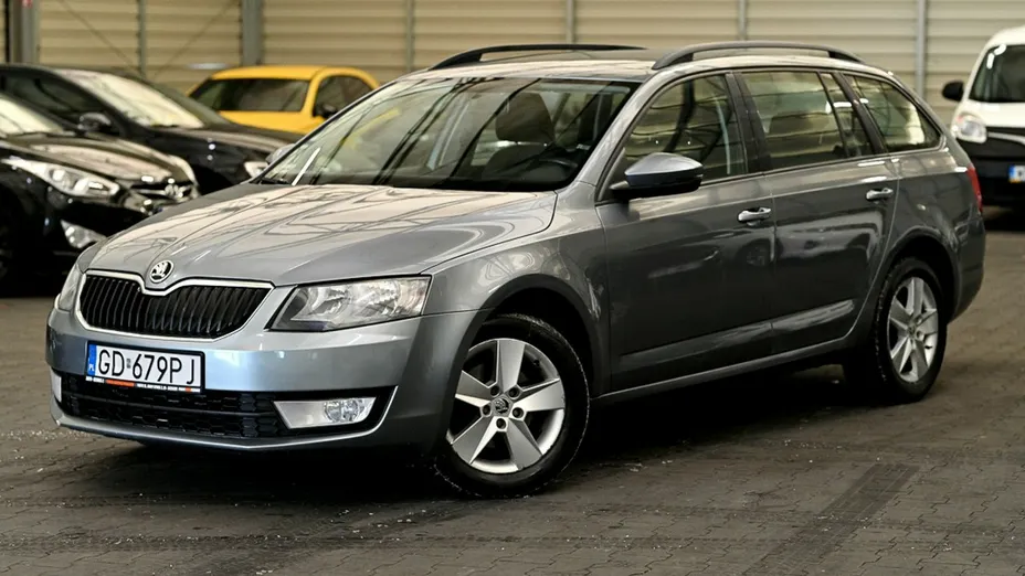 SKODA Octavia -