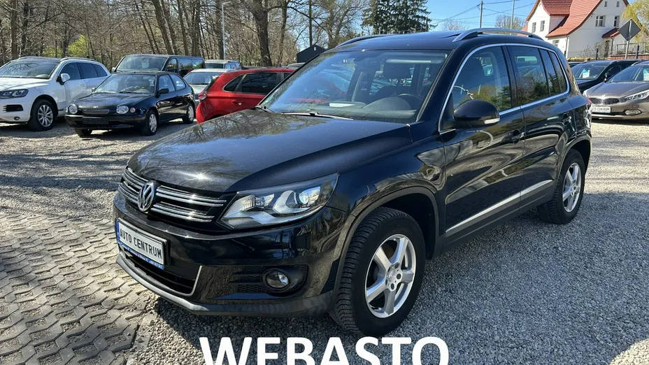 VOLKSWAGEN Tiguan -