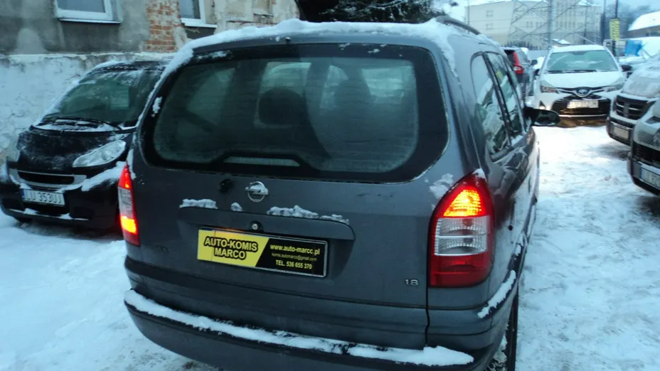 OPEL Zafira -