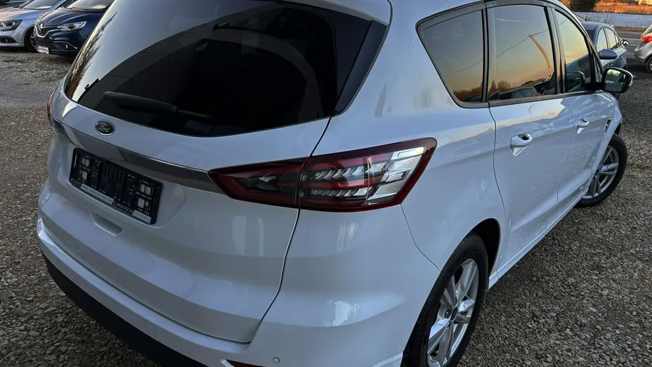 FORD S-MAX -