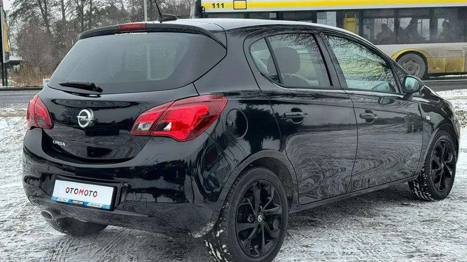 OPEL Corsa -